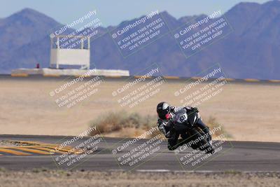 media/Nov-05-2022-SoCal Trackdays (Sat) [[f8d9b725ab]]/Turn 4 Tree of Life (125pm)/